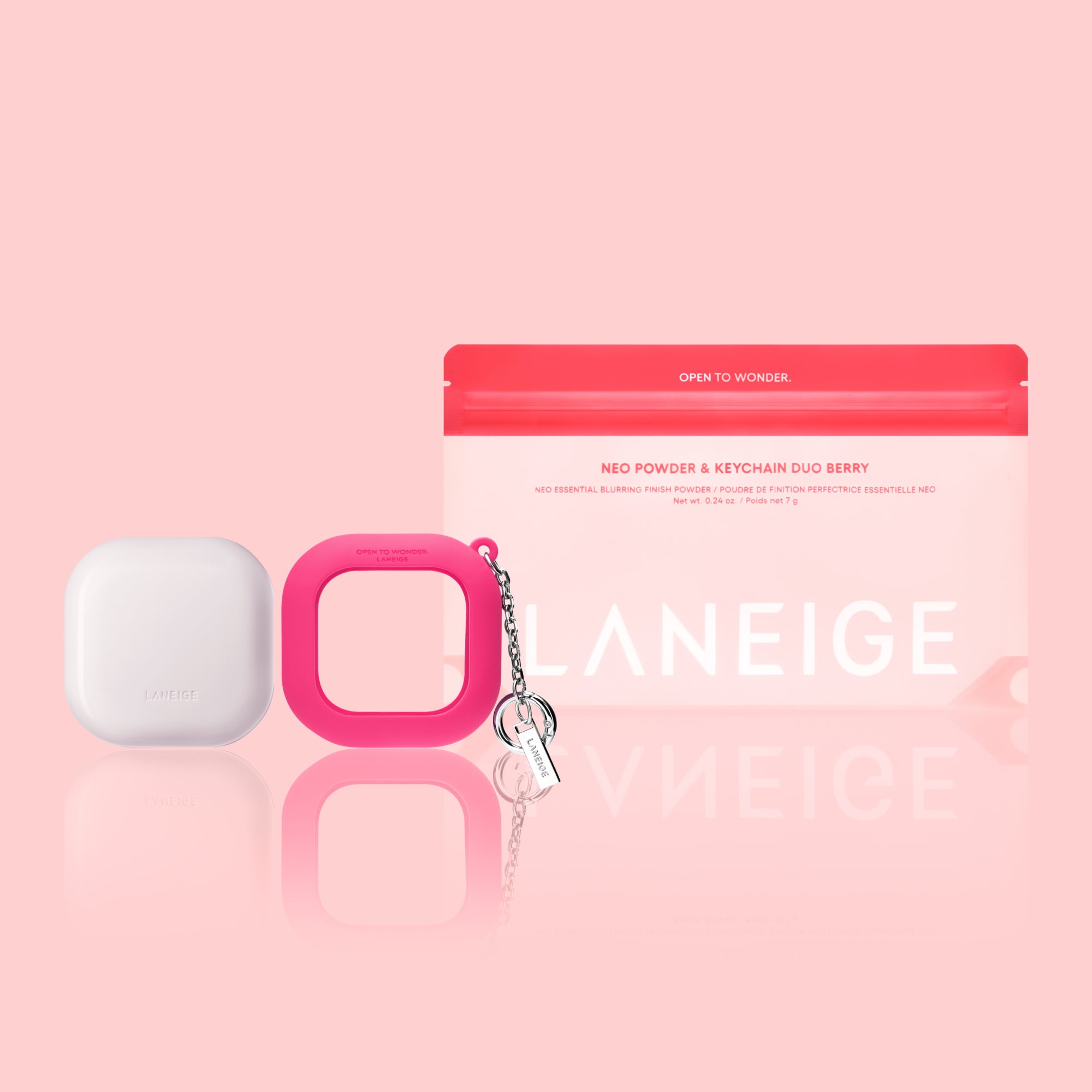 Alternative view of Neo Blurring Powder & Keychain